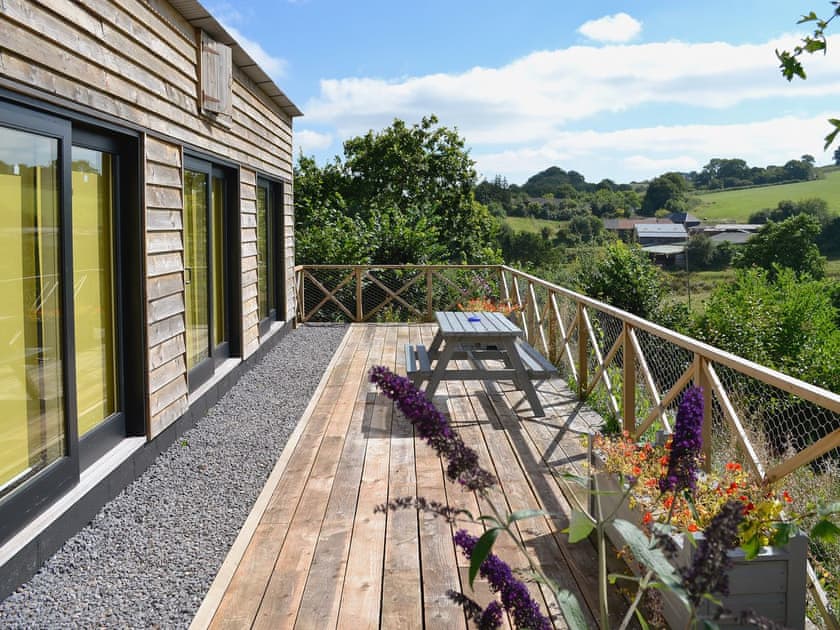 Large enclosed patio with garden furniture | The Shed with a View, Cadbury, near Crediton
