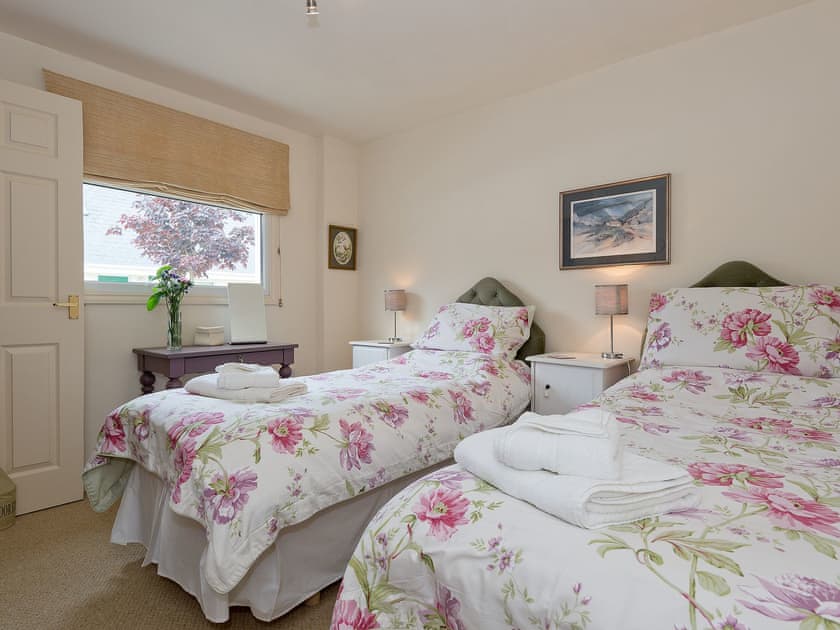 Twin bedroom | Jubilee Lodge, Watton