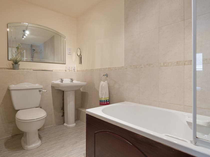 Bathroom | Jubilee Lodge, Watton