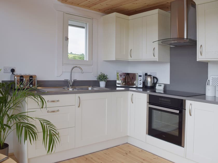 Fully fitted kitchen | Heron Lodge, Five Roads, near Llanelli