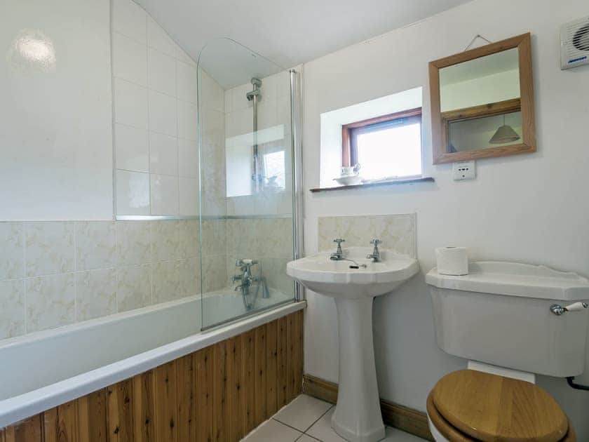 Bathroom | Dipper Fold, Hebden, near Skipton