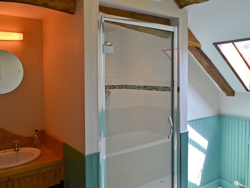 Bathroom with separate shower | The Cottage, Great Ellingham, near Attleborough