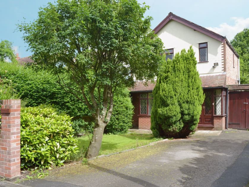 Detached rural holiday home | The Manor House, Churchtown, near Southport