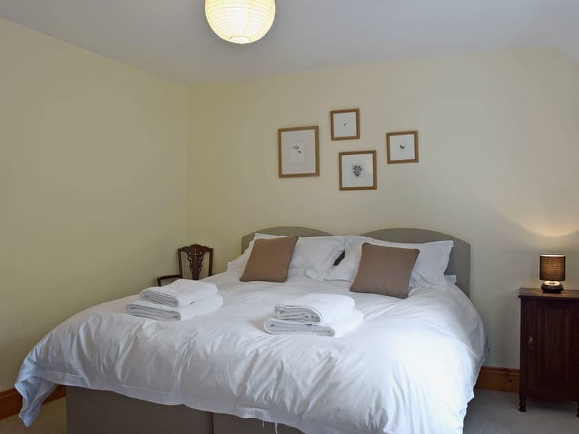 Comfortable double bedroom | Cornant, Llechryd, near Cardigan