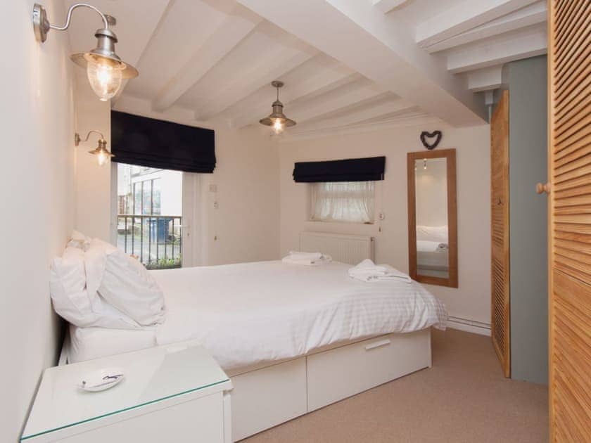Double bedroom | Ferrydown, Salcombe