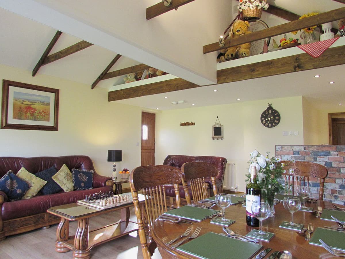 Wood Fen Lodges - Sedge Lodge - Holiday lodge in East Anglia - Image 2