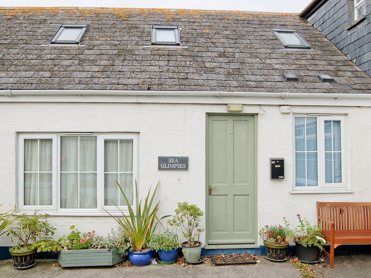 Sea Glimpses Cottage Ref 17175 In Port Isaac Cornwall