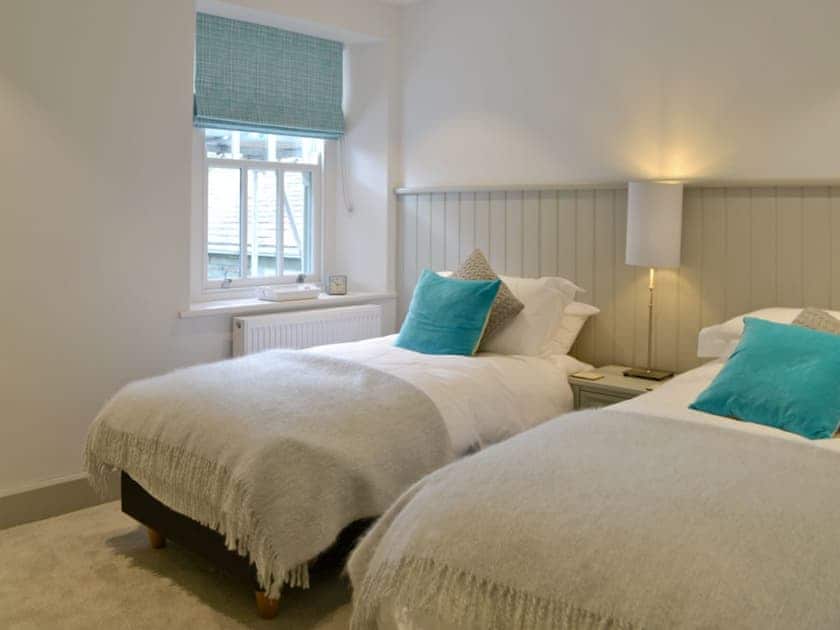 Convenient twin bedroom | Dale View, Little Langdale near Ambleside