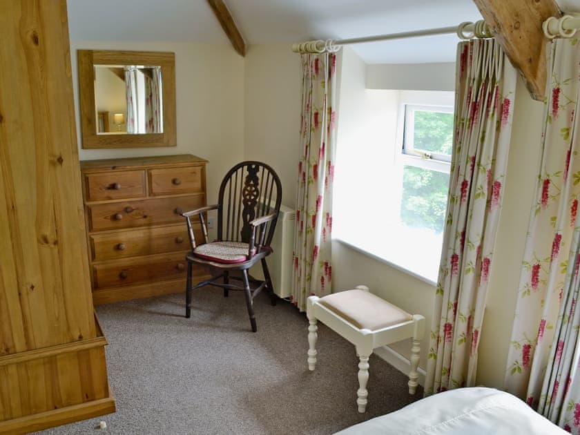 Beautifully decorated double bedroom | Ostlers, Boscastle