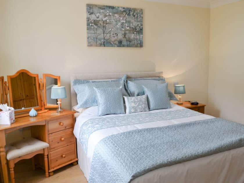 Comfortable double bedroom | Russet - The Old Orchard, Beeford near Skipsea