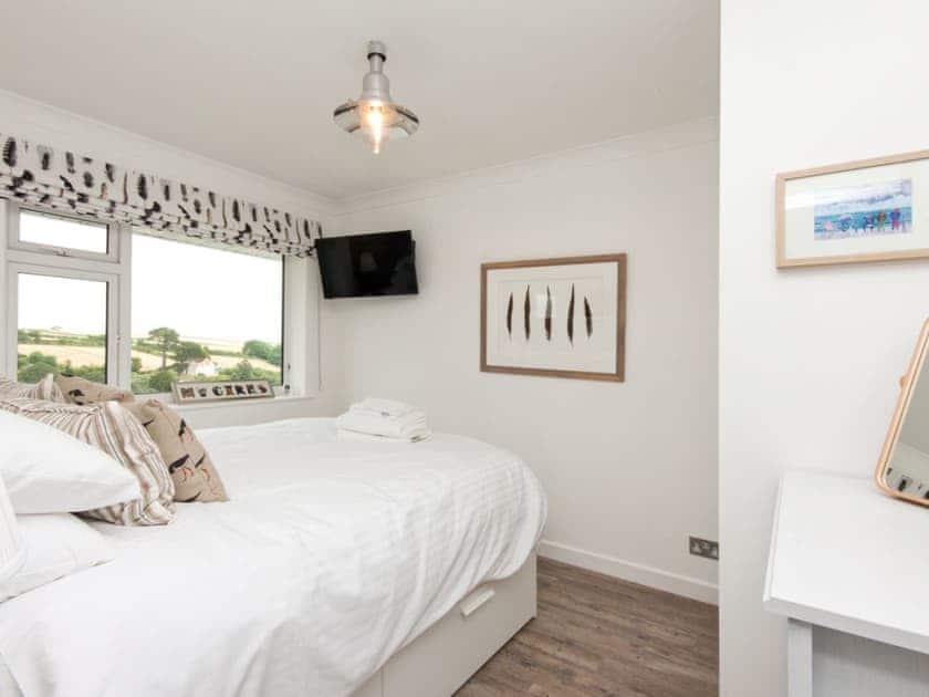 Great double bedroom | Rockmount 1, Salcombe