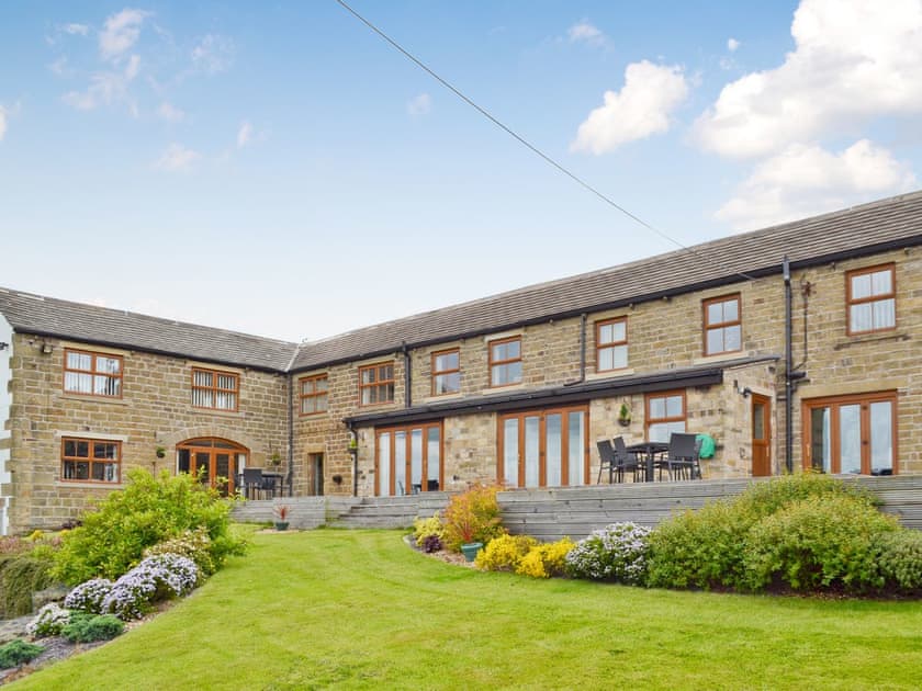 Cote Farm (ref UKC570) in Langsett, near Penistone, Yorkshire