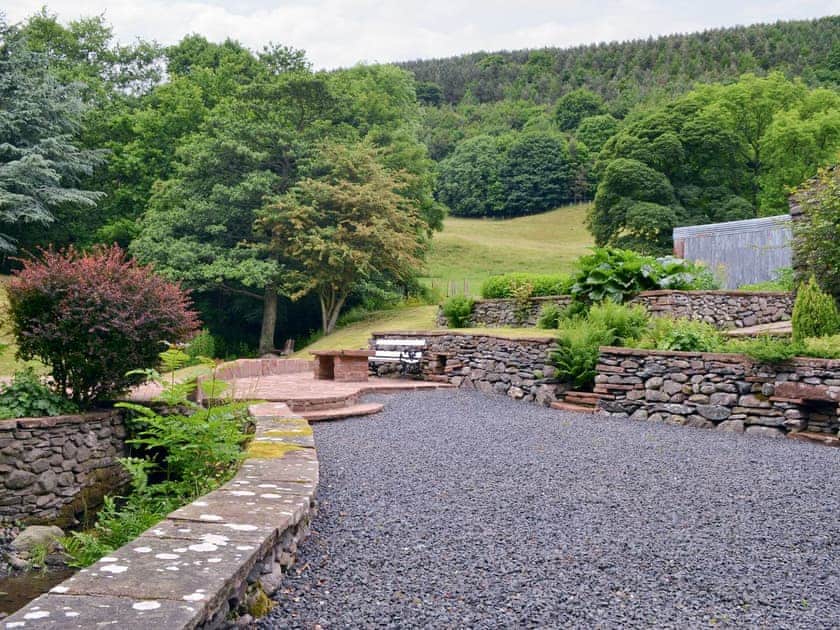 Patio area within garden | Bellegrove Cottage, Watermillock, Ullswater