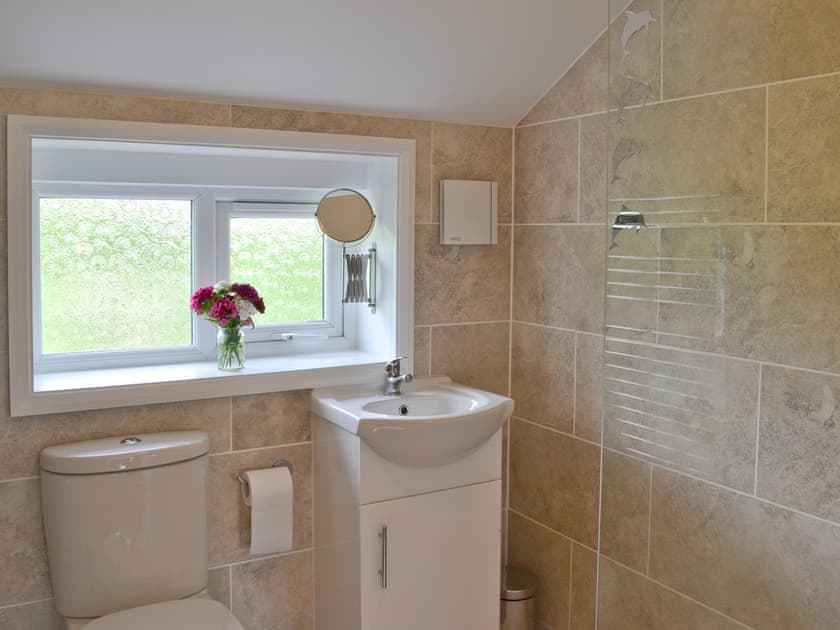 Shower room | The Willows, Toynton-All-Saints, near Spilsby