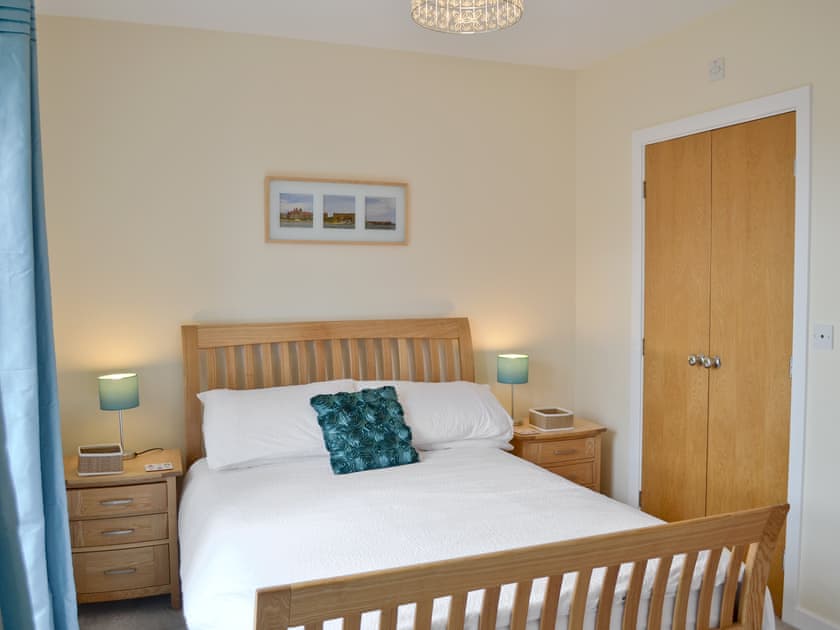 Double bedroom | Sea Breeze, Beadnell, near Seahouses