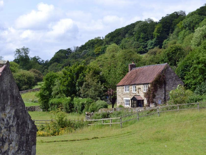 Idyllic location, nestled in a wooded hillside | Mill Cottage - Rievaulx Cottages, Rievaulx, near Helmsley