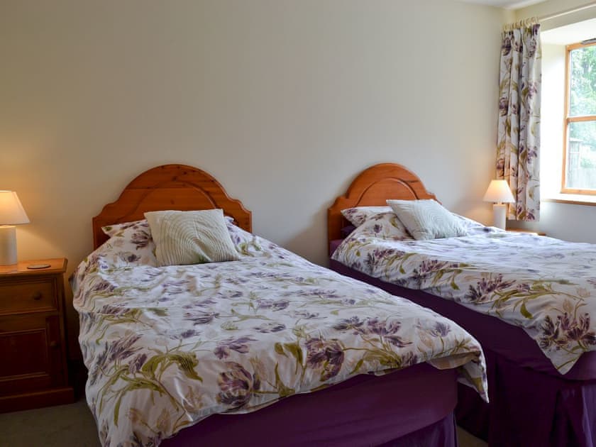 Twin bedroom | The Stables - Home Farm Holiday Cottages, Slingsby, near Malton