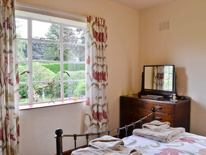 Double bedroom | The Old Post Office, Ruckhall, Eaton Bishop, near Hereford