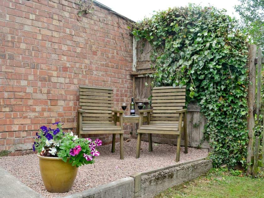 Sitting out area | The Old Post Office, Ruckhall, Eaton Bishop, near Hereford