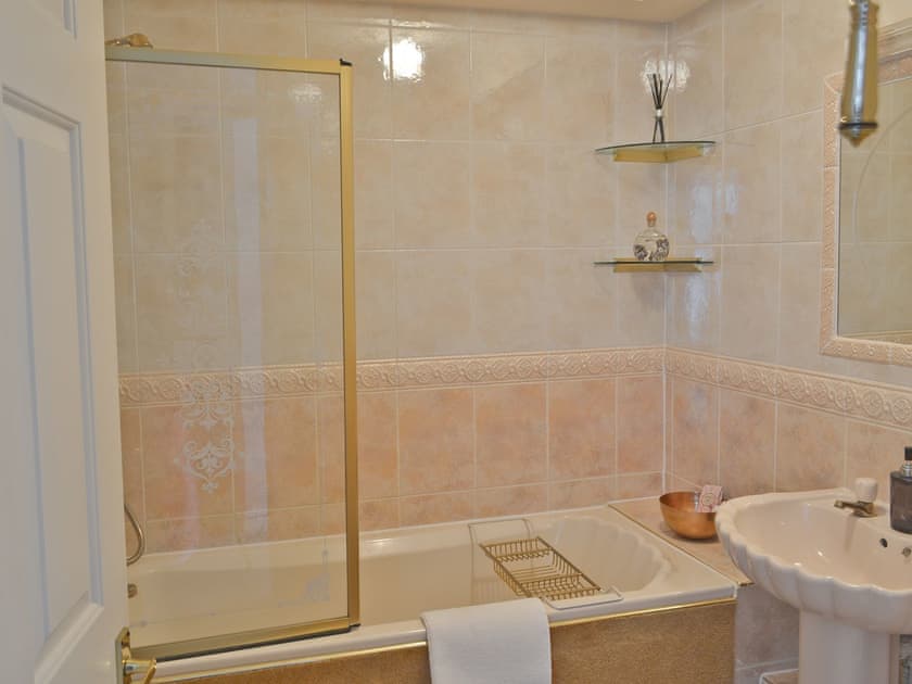 Bathroom | Otters, Wroxham