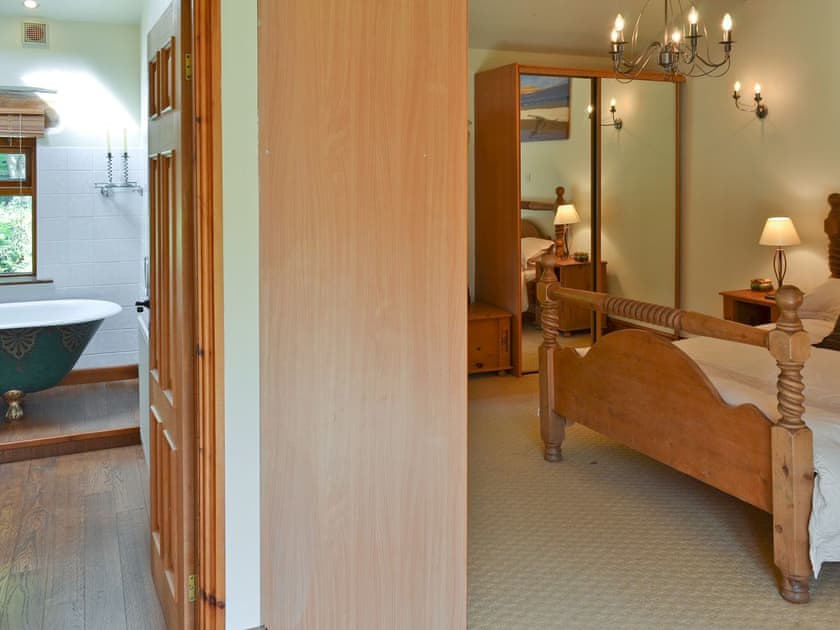 Double bedroom | Lee Cottage, Heptonstall, near Hebden Bridge