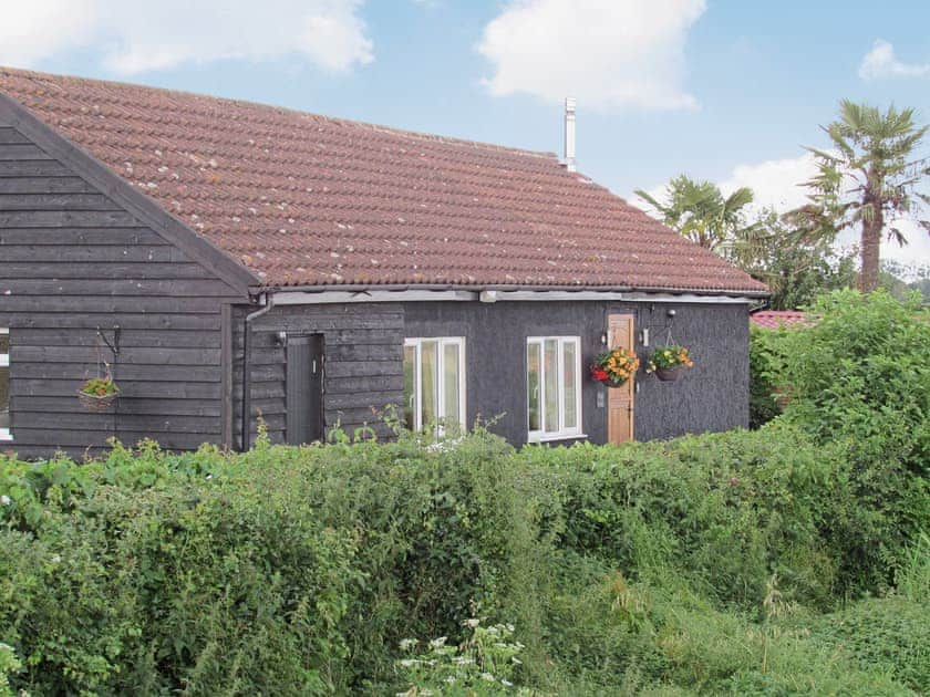 Thoughtful conversion nestling in beautiful open countryside | Sedge Lodge - Wood Fen Lodges, Little Downham, near Ely