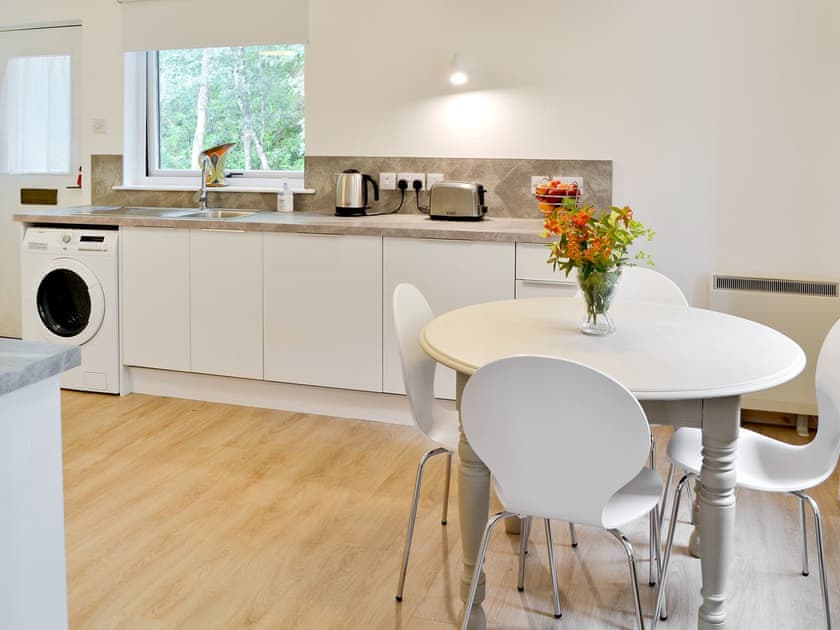 Well equipped kitchen/ diner | Larch Cottage, Ballachulish, near Fort William