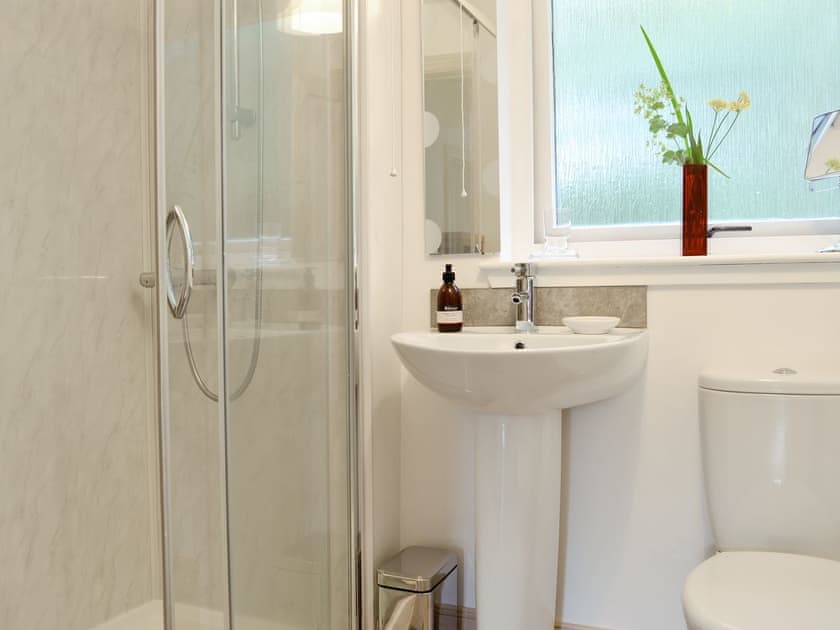Shower room | Larch Cottage, Ballachulish, near Fort William