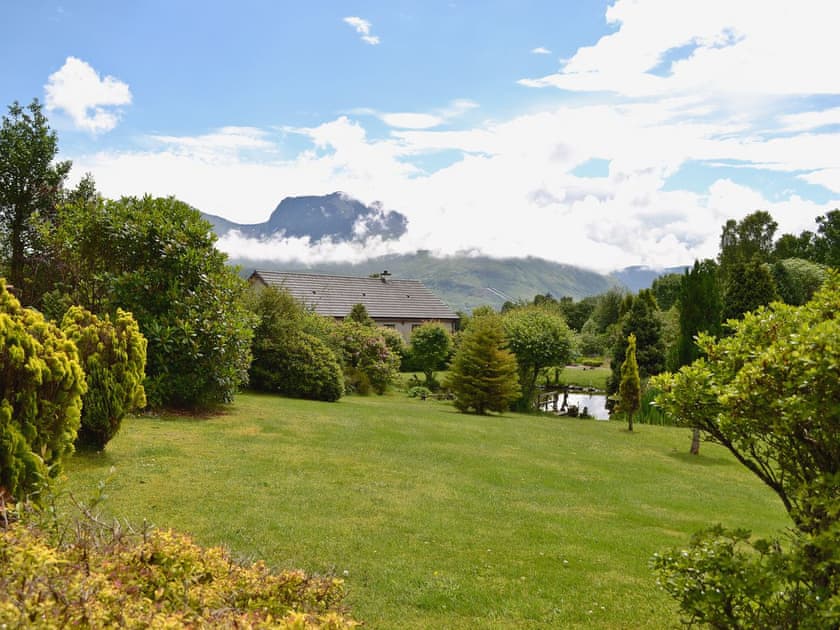 Garden and grounds | Dontra Log Chalet 1 - Dontra Log Chalets, Banavie, near Fort William