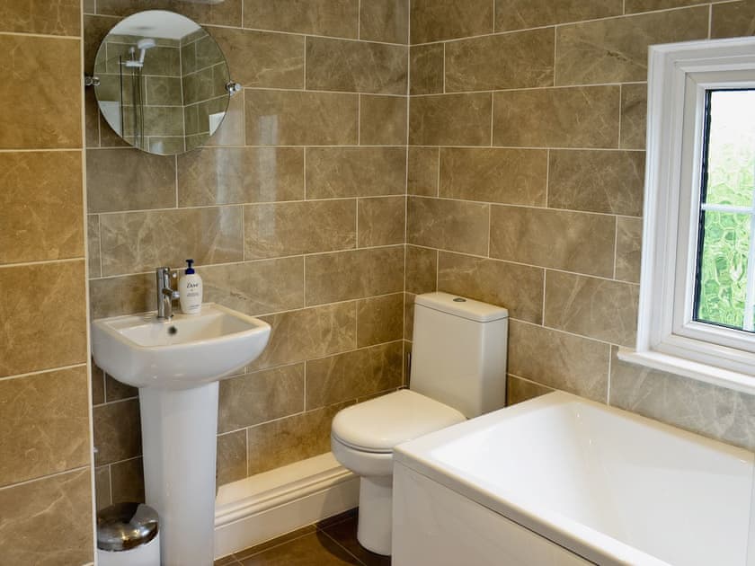 Bathroom | Sunloch Cottage, Tregaseal, near St Just