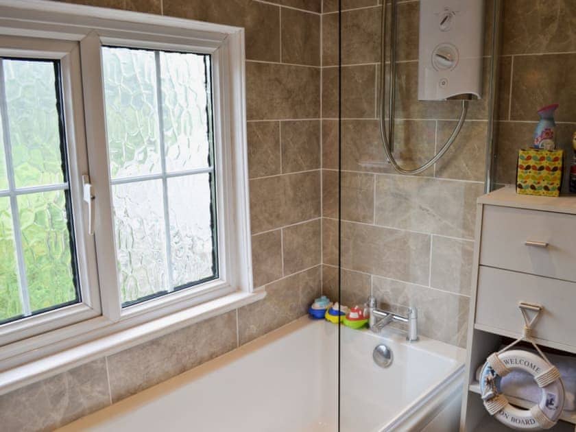 Bathroom | Sunloch Cottage, Tregaseal, near St Just