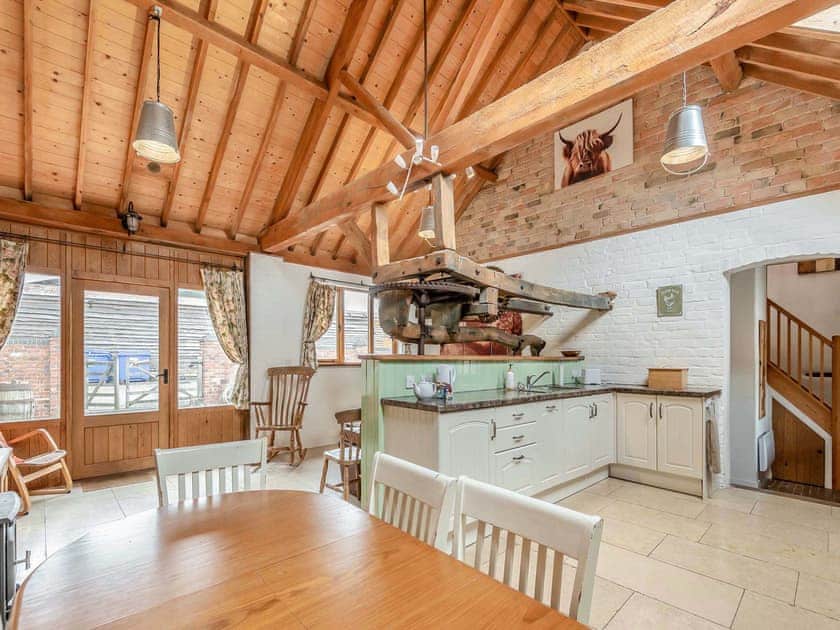 Open plan living space | The Chaff House - Milton End Farm Barns, Arlingham, near Frampton-on-Severn