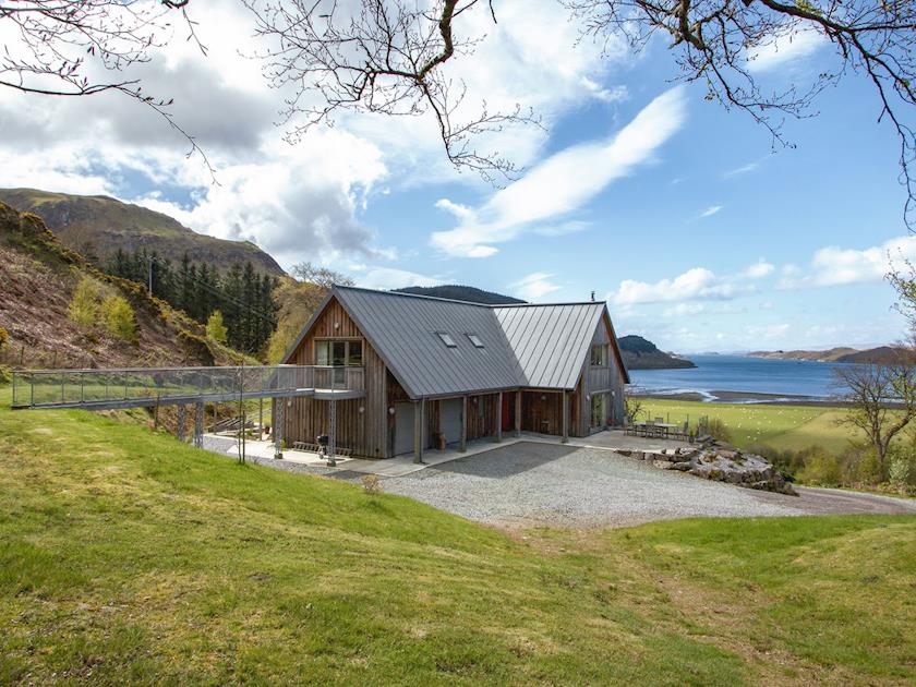 Stunning and contemporary detached holiday home in a magnificent location | Corlach, Barbreck, near Lochgilphead