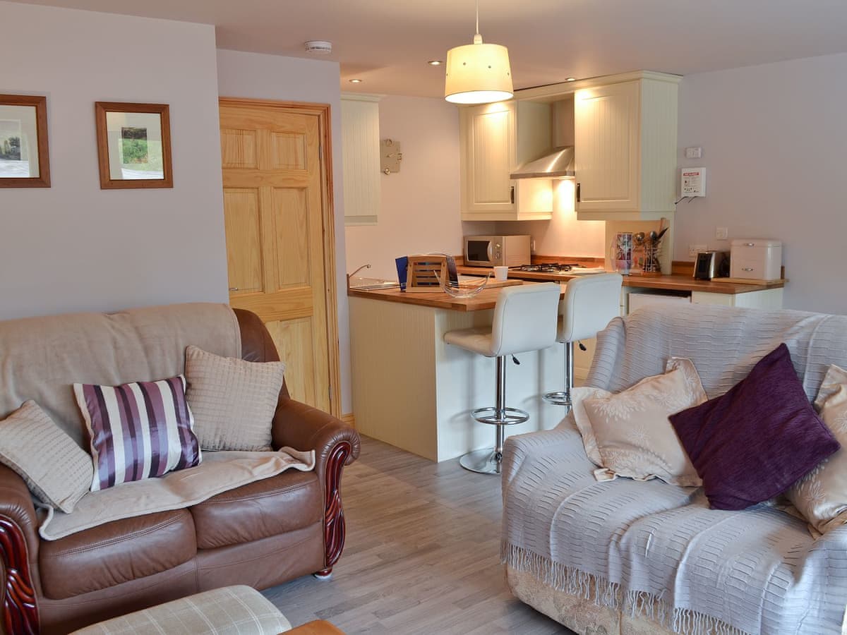 Woodview Lodge - Holiday Lodge in Central England - Image 3