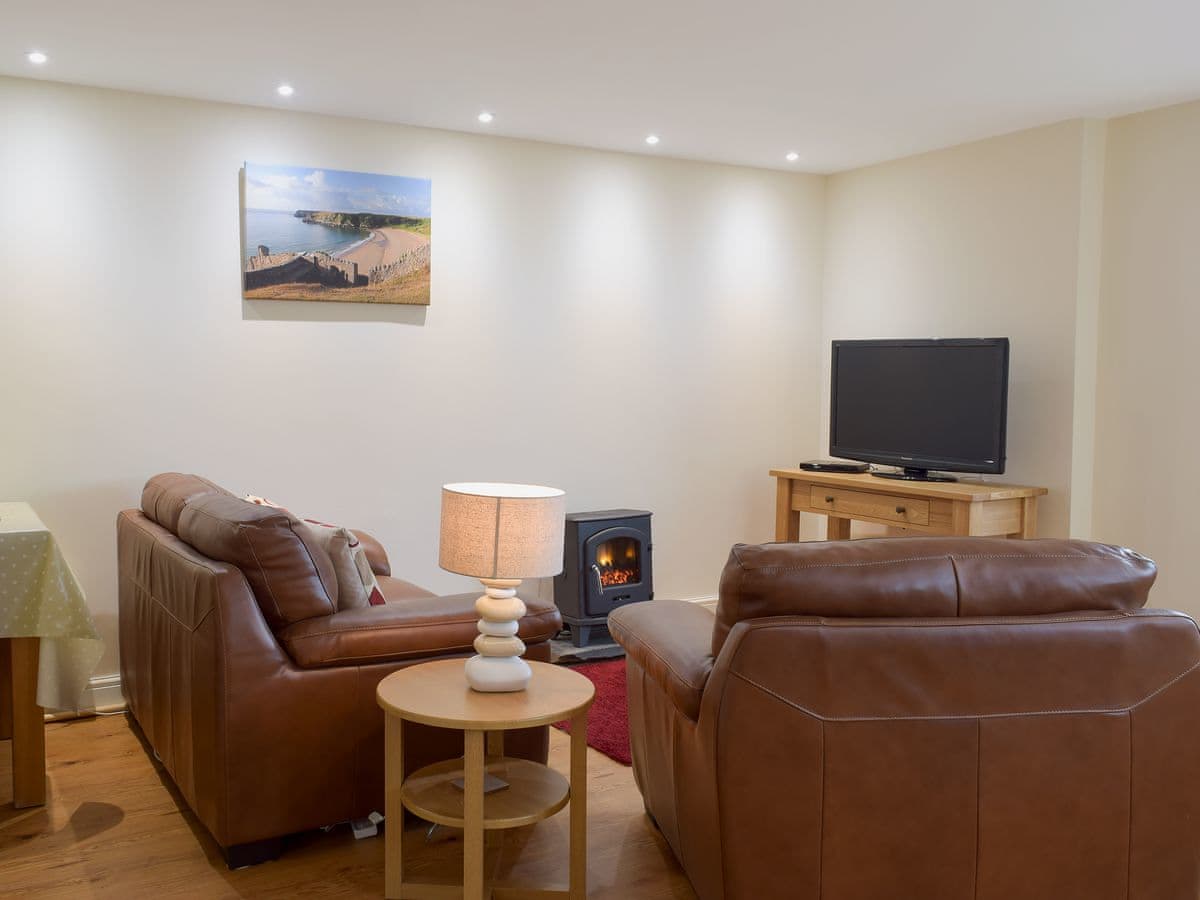 Gardeners Lodge - Holiday Lodge in South Wales - Image 2