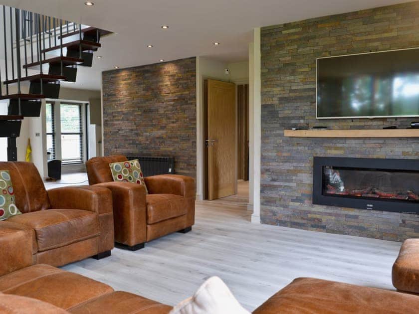 Living room/dining room | Lodge 3 - Mill Race Lodges, Llangunllo, near Knighton
