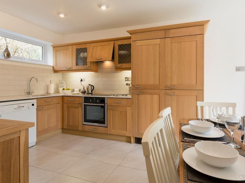 Well-equipped kitchen with dining area | Garden Cottage - Lower Elsford Farm, Lustleigh, near Bovey Tracey