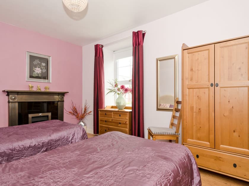 Twin bedroom | Harbour Cottage, Port William