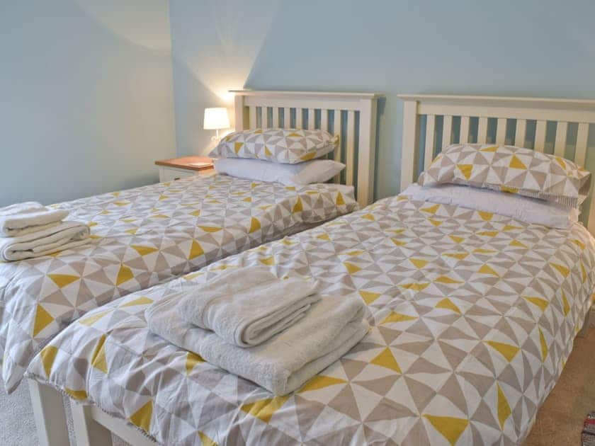 Twin bedroom | Albion Cottage, Pakefield, near Lowestoft