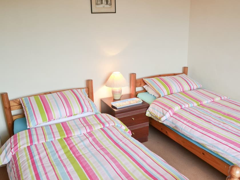 Twin bedroom | The Officers House, Bacton-on-Sea, Norwich