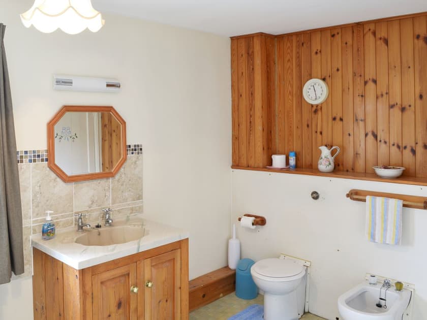 Bathroom | The Officers House, Bacton-on-Sea, Norwich