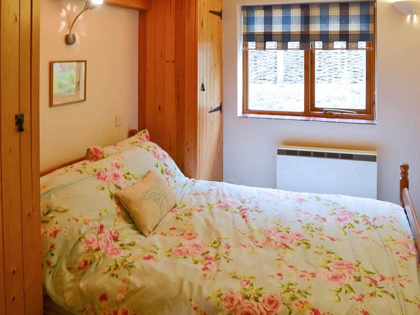Comfortable and romantic double bedroom | Church Farm Studio, Surlingham