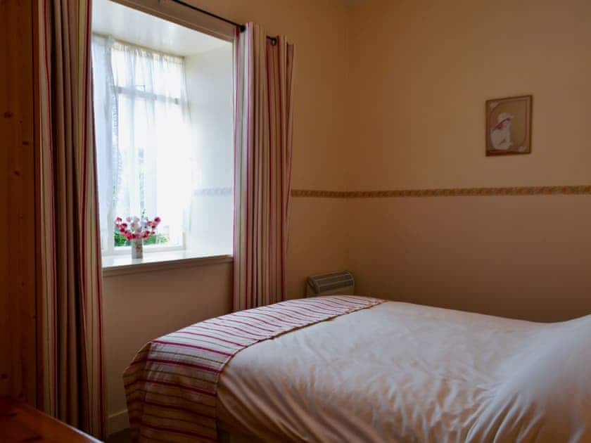 Double bedroom | MacDonald Cottage - Kirkmichael Village Cottages, Kirkmichael, near Pitlochry