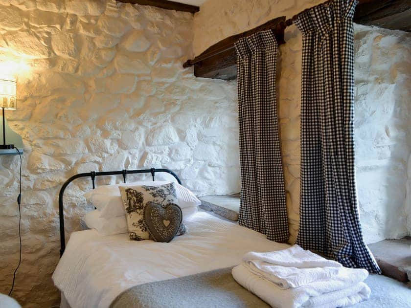 Twin bedroom | Branthwaite Stable - Branthwaite Cottages, Branthwaite, near Caldbeck