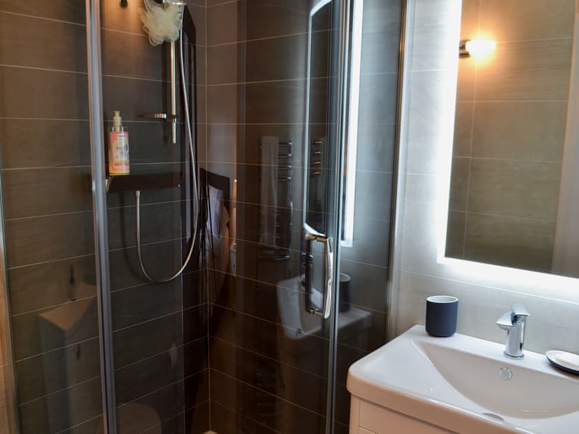 Shower room | Bookkeeper’s Place, Bakewell