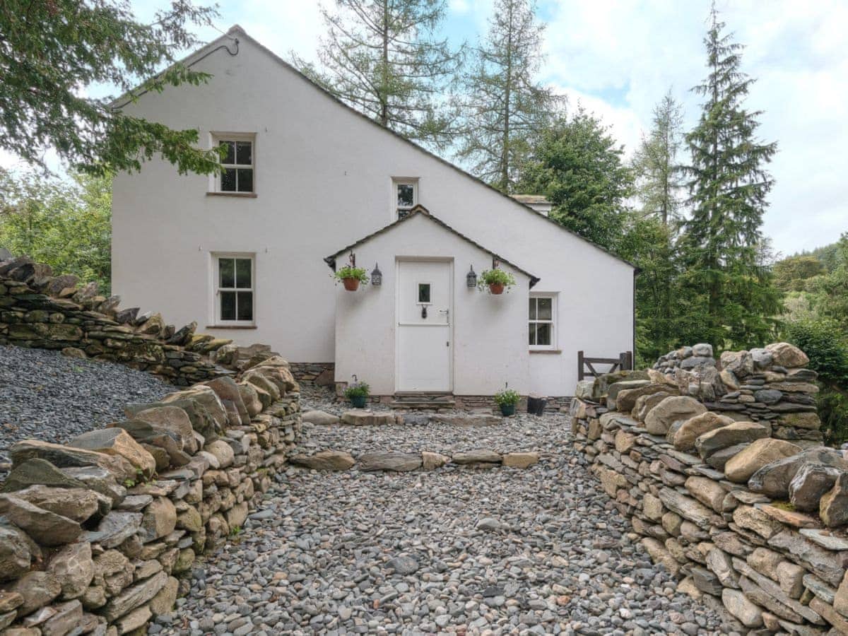 Waterfall Wood Cottage Ref Ukc802 In Glenridding By Ullswater