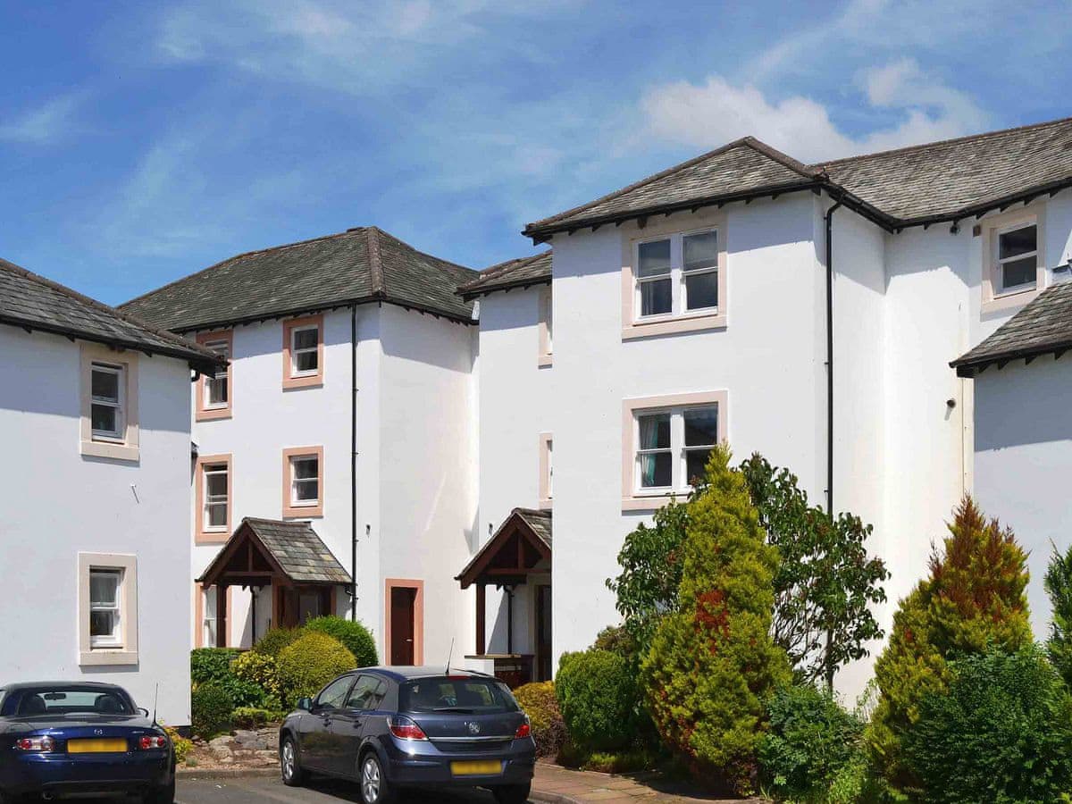 James' Retreat (Was 12 Elm Court)