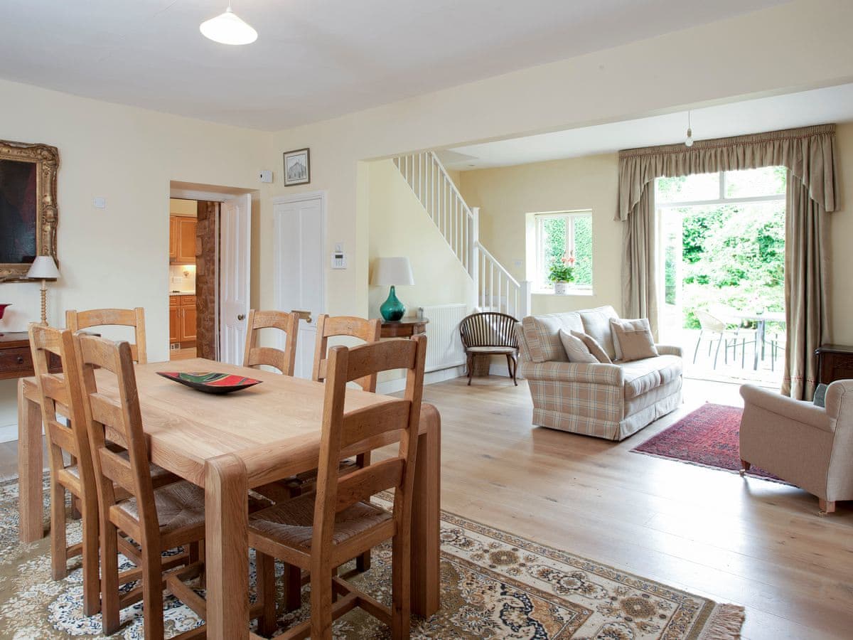 Lodge Cottage - Holiday lodge in Central England - Image 3