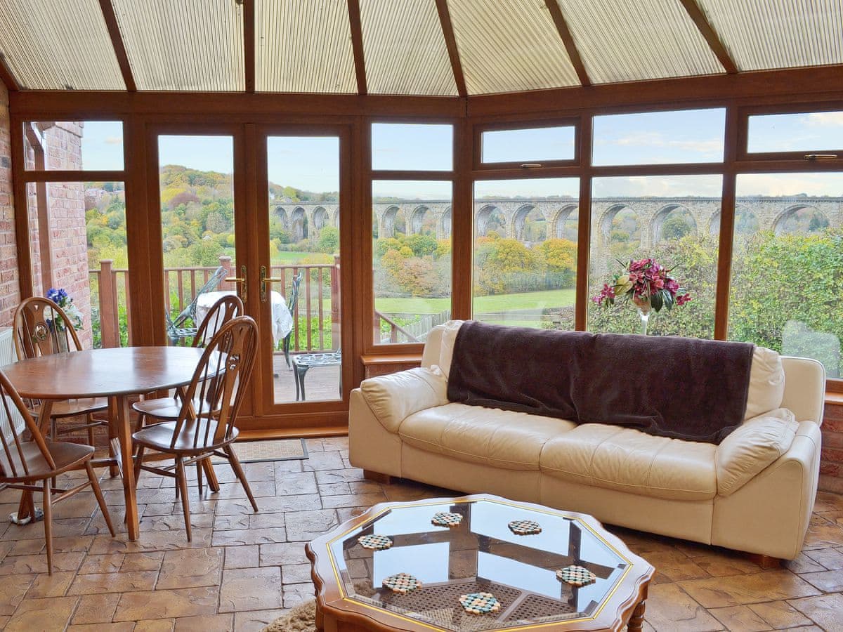 Canalside Cottage Ref Hw7682 In Pentre Near Llangollen North