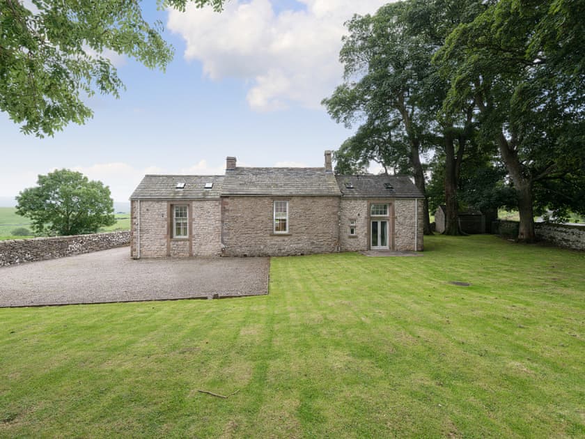 Exterior and garden | Waitby School, Waitby near Kirkby Stephen